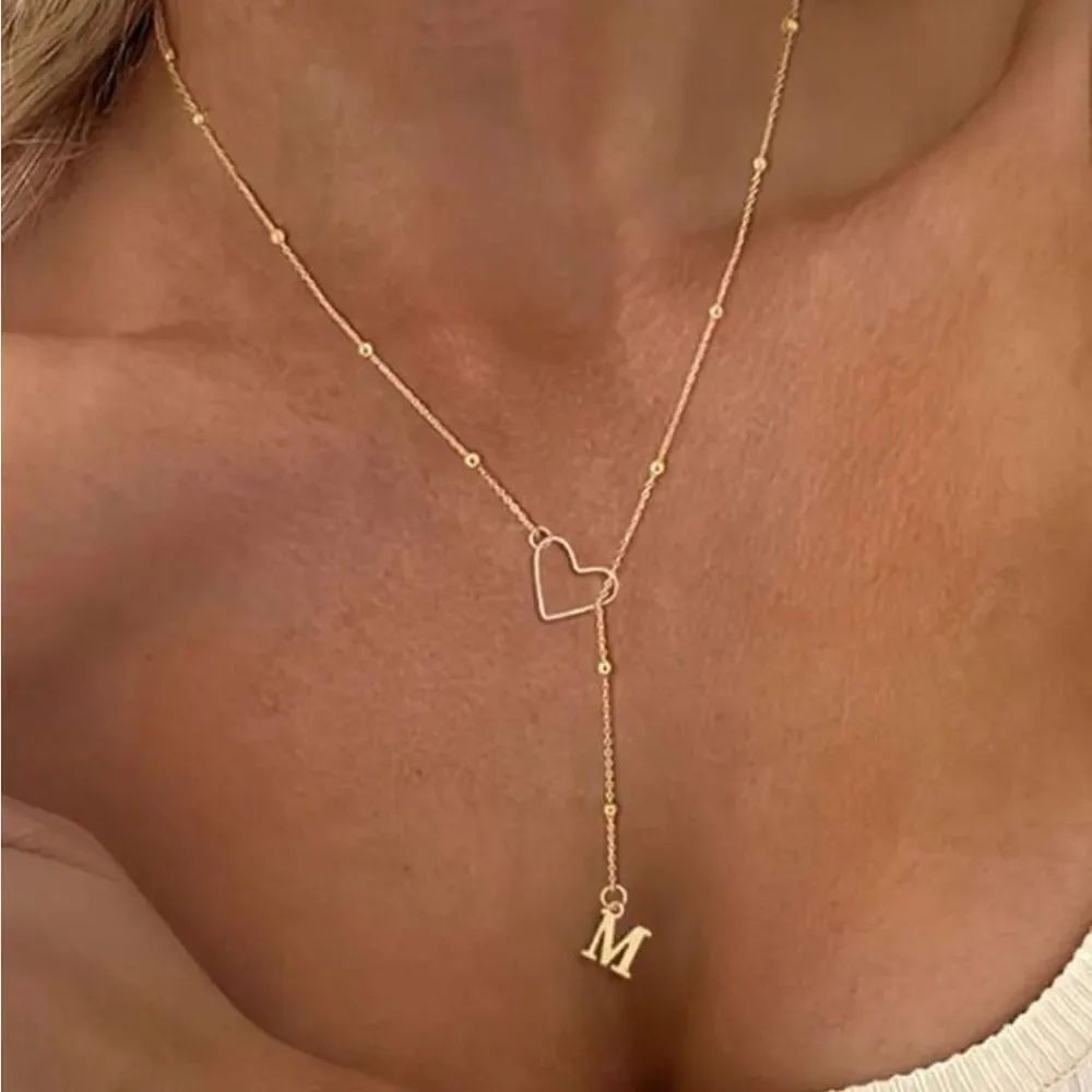 Letter M necklace A1178